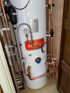 Heat pump cylinder